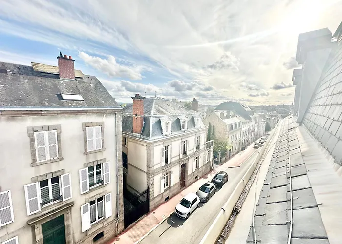 Le Beaupeyrat, Chaleureux Et Calme